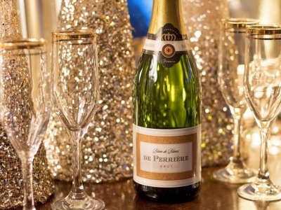 Découvrez notre guide complet sur le champagne pour les fêtes !