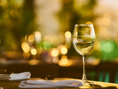 Vins blancs | Découvrez notre sélection de vins blanc pour célébrer